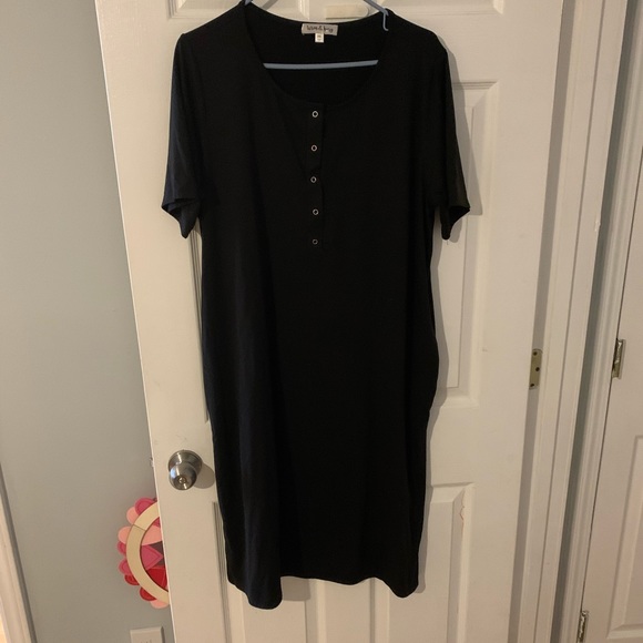 Maternity black button up dress - Picture 2 of 3